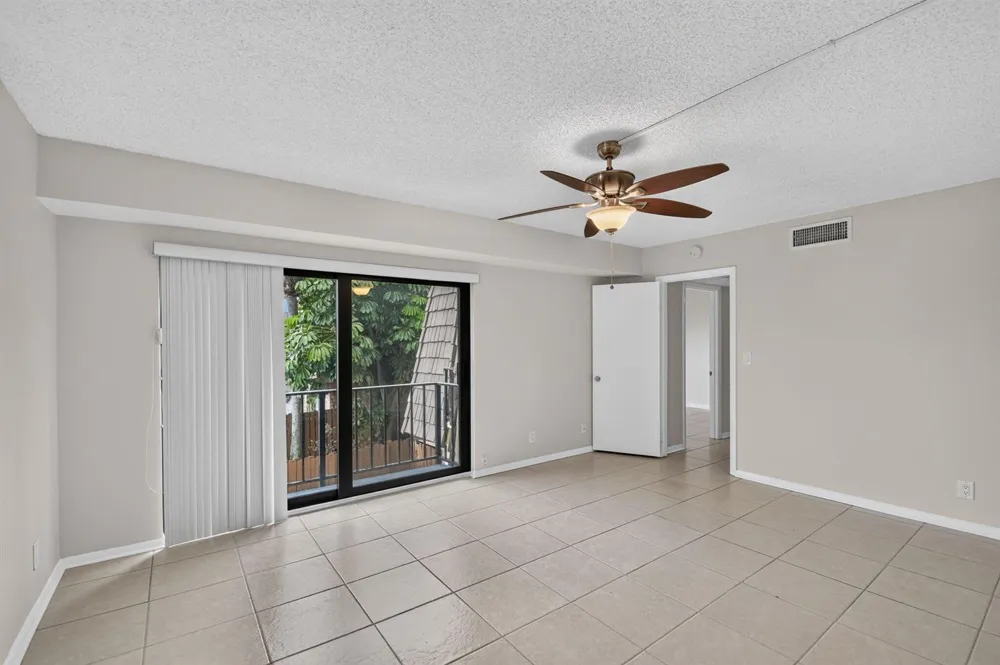 744 SPRINGDALE CIRCLE Palm Springs, FL 33461