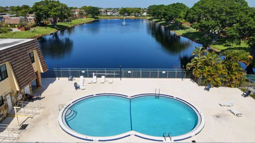 744 SPRINGDALE CIRCLE Palm Springs, FL 33461