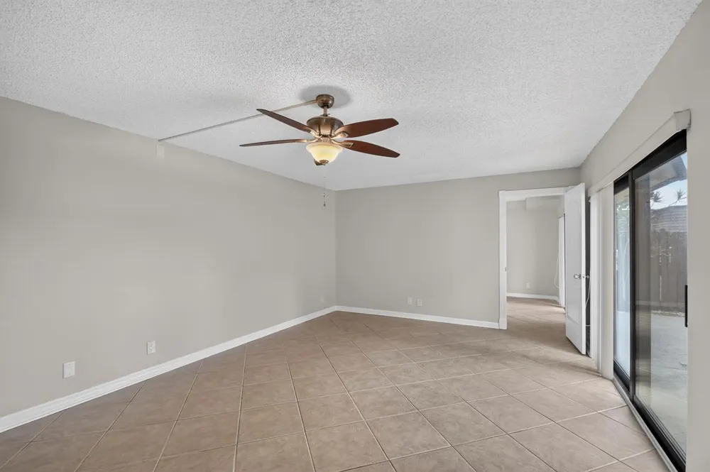 744 SPRINGDALE CIRCLE Palm Springs, FL 33461