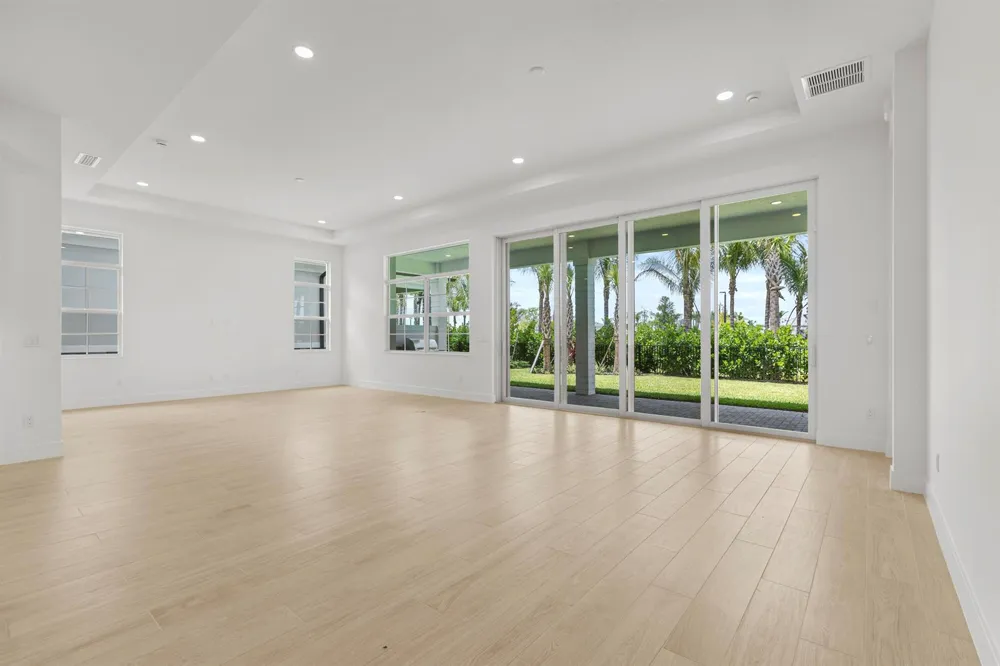 14019 Bastille Street Palm Beach Gardens, FL 33412