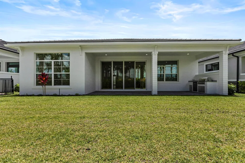 14019 Bastille Street Palm Beach Gardens, FL 33412