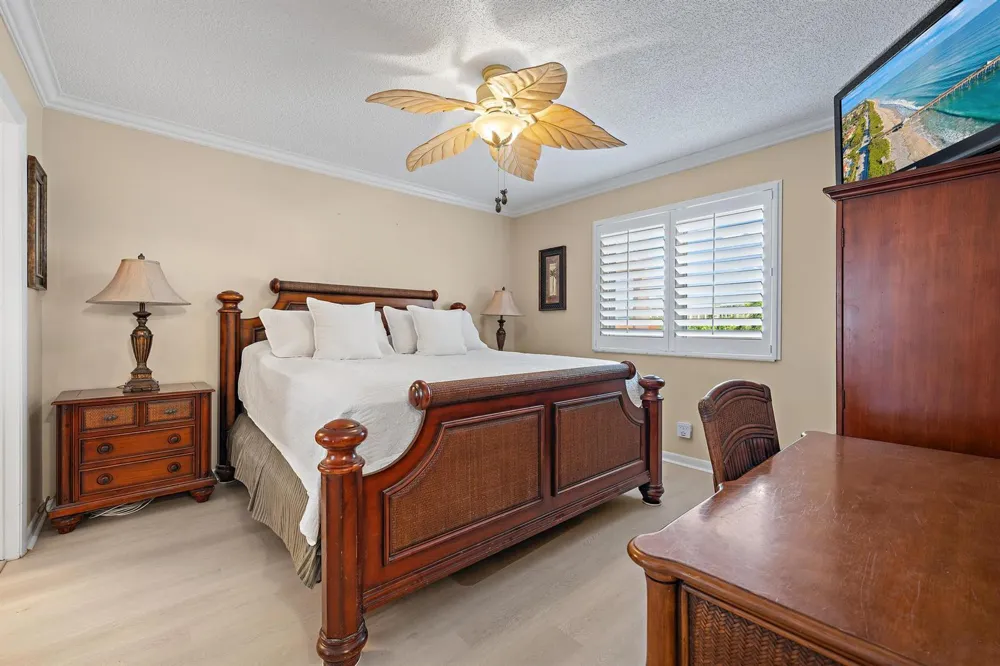 353 S US HIGHWAY 1 #B308 Jupiter, FL 33477