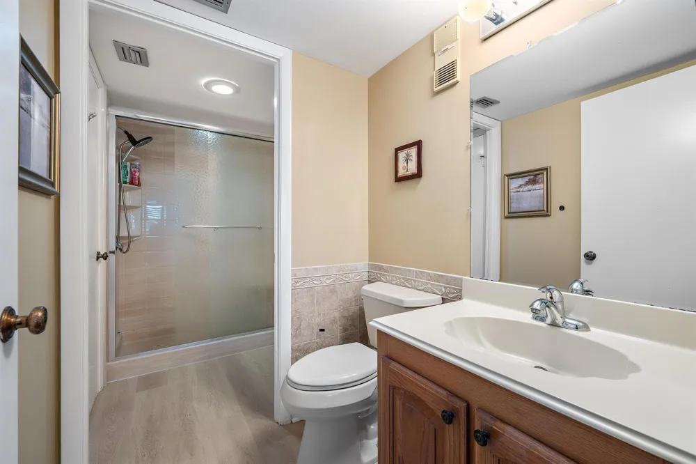 353 S US HIGHWAY 1 #B308 Jupiter, FL 33477