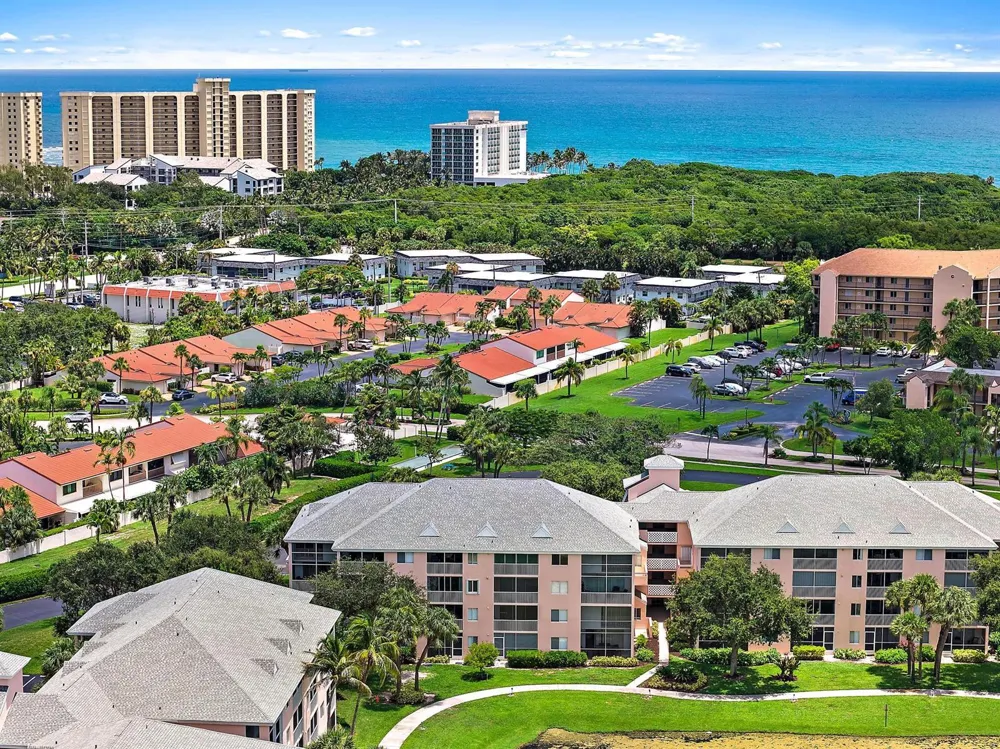 353 S US HIGHWAY 1 #B308 Jupiter, FL 33477