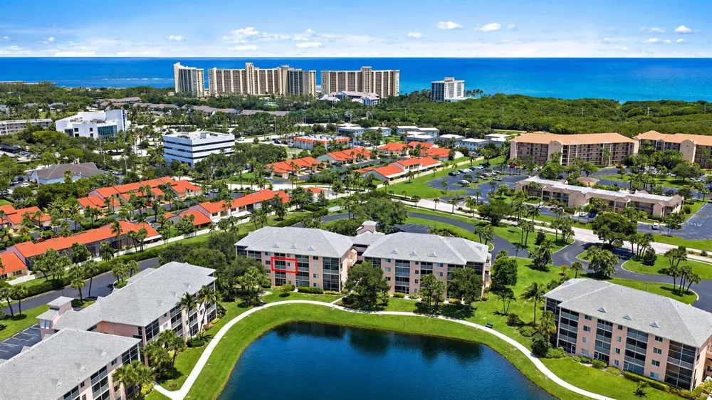 353 S US HIGHWAY 1 #B308 Jupiter, FL 33477