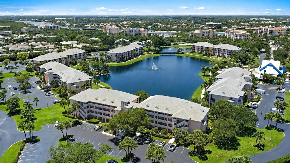 353 S US HIGHWAY 1 #B308 Jupiter, FL 33477