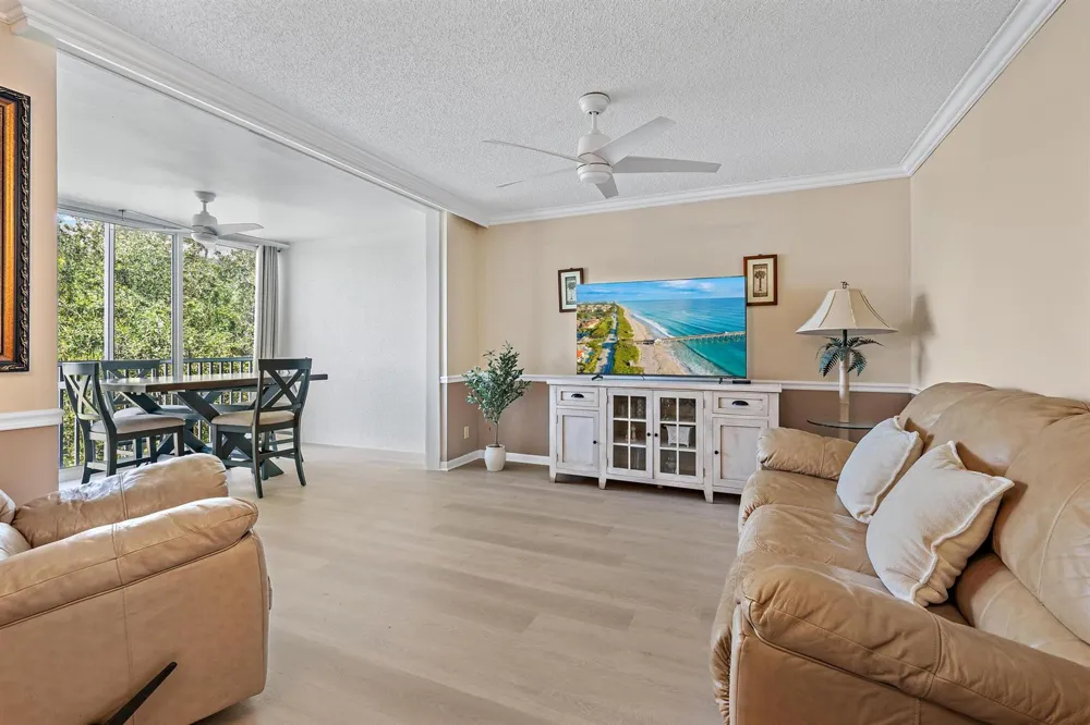 353 S US HIGHWAY 1 #B308 Jupiter, FL 33477