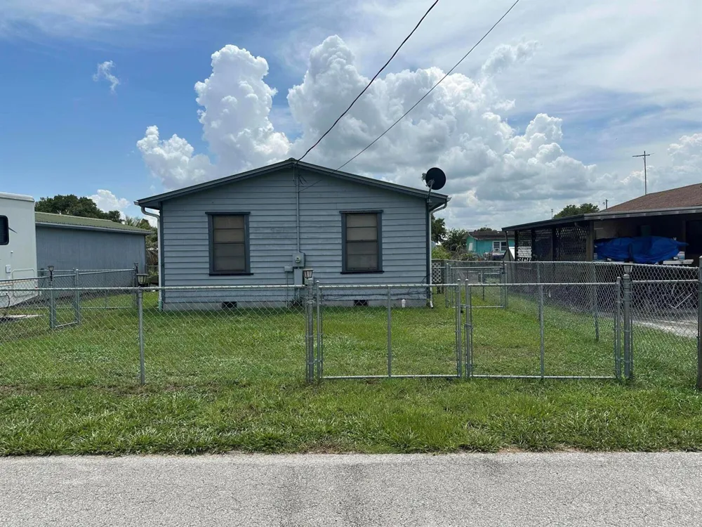 1110 3rd Street Okeechobee, FL 34974