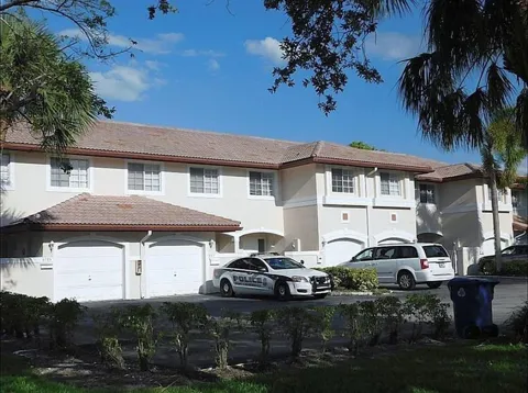 8985 NW 38TH DRIVE