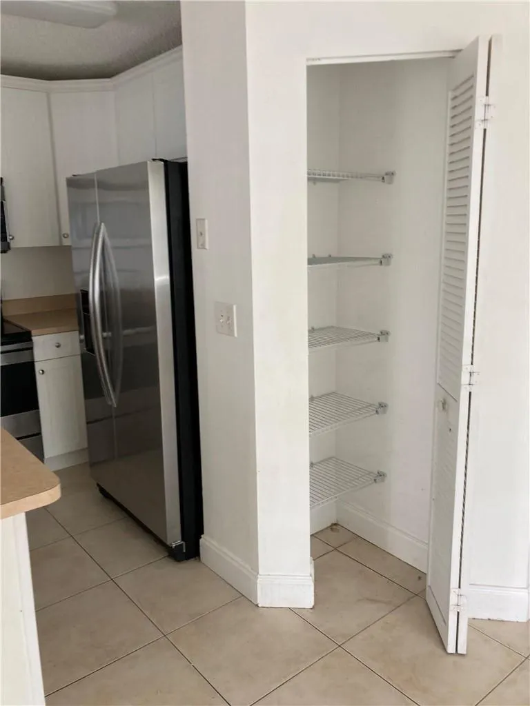 8985 NW 38TH DRIVE Coral Springs, FL 33065