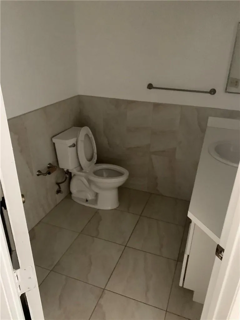 8985 NW 38TH DRIVE Coral Springs, FL 33065