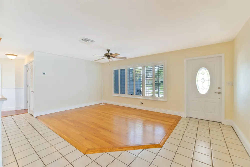 821 SE 16th Street Deerfield Beach, FL 33441