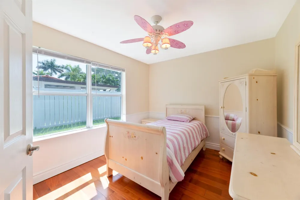 821 SE 16th Street Deerfield Beach, FL 33441