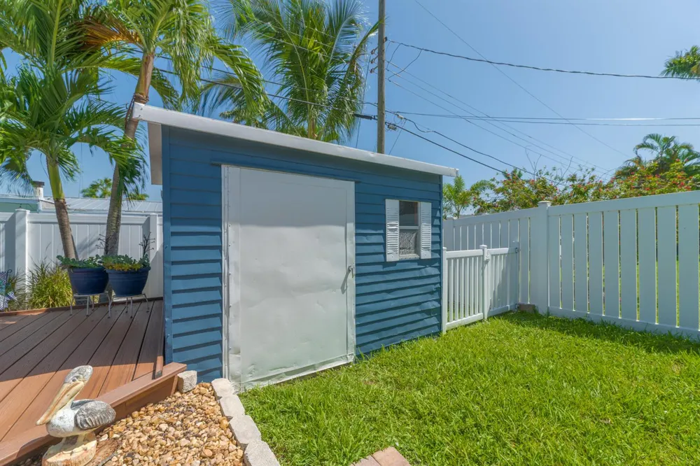 821 SE 16th Street Deerfield Beach, FL 33441