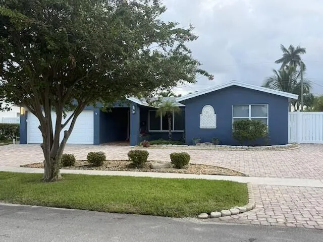 821 SE 16th Street Deerfield Beach, FL 33441