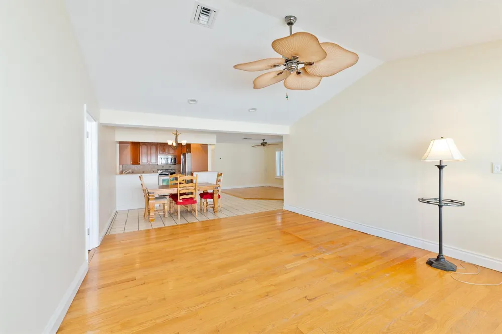 821 SE 16th Street Deerfield Beach, FL 33441