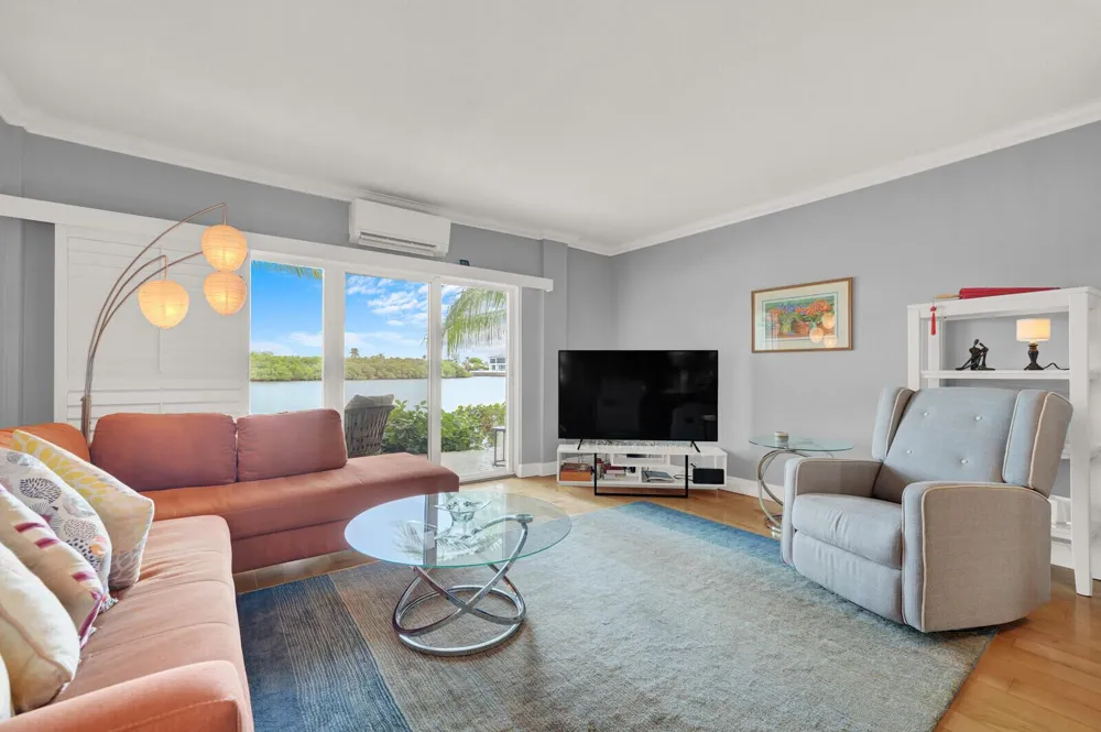 6520 N Ocean Boulevard #6 Ocean Ridge, FL 33435