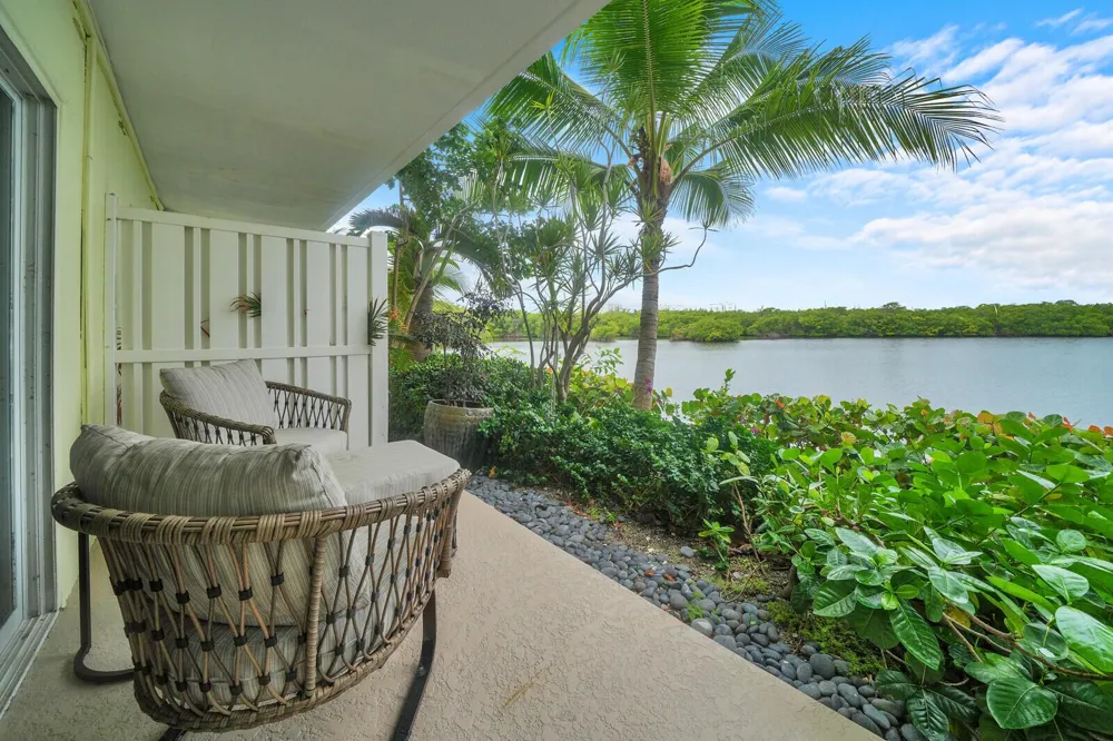 6520 N Ocean Boulevard #6 Ocean Ridge, FL 33435