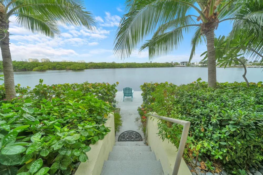 6520 N Ocean Boulevard #6 Ocean Ridge, FL 33435