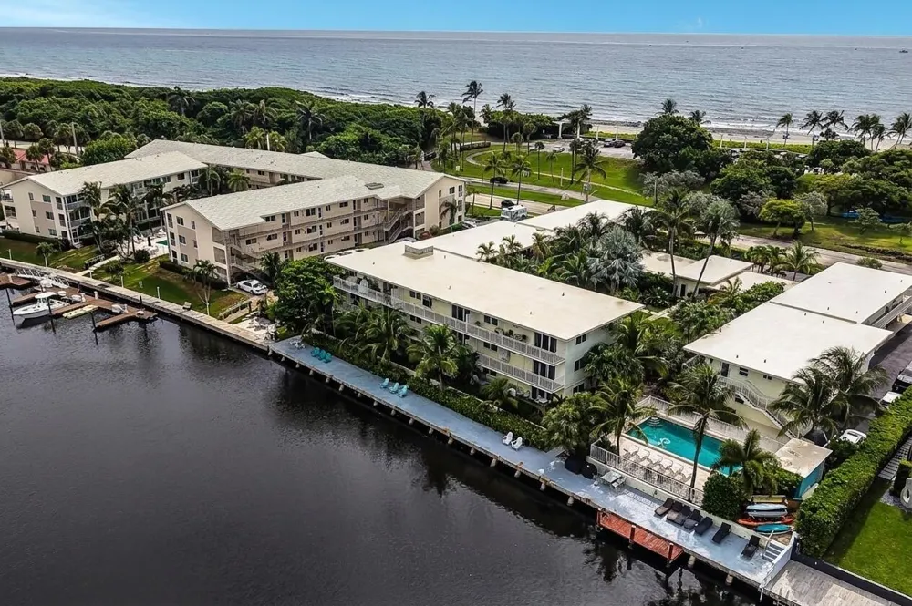 6520 N Ocean Boulevard #6 Ocean Ridge, FL 33435