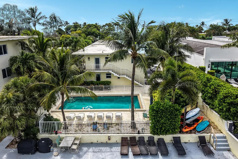 6520 N Ocean Boulevard #6 Ocean Ridge, FL 33435