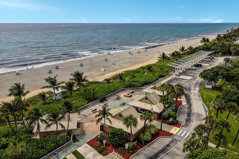 6520 N Ocean Boulevard #6 Ocean Ridge, FL 33435