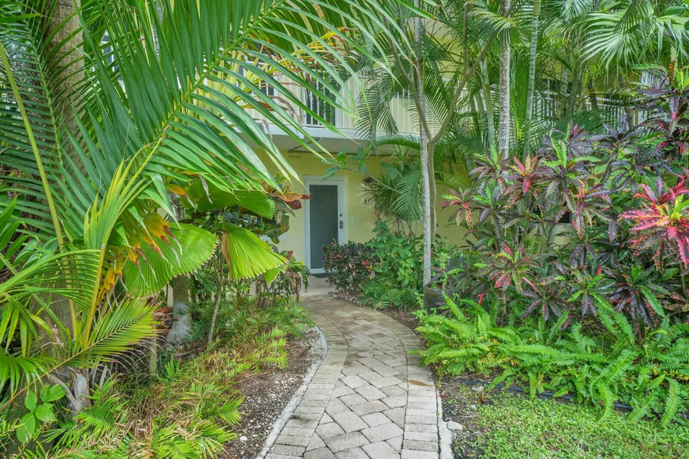 6520 N Ocean Boulevard #6 Ocean Ridge, FL 33435