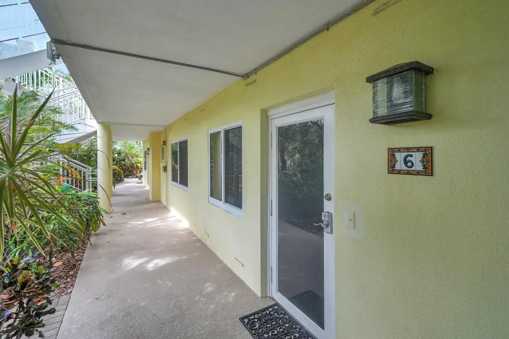 6520 N Ocean Boulevard #6 Ocean Ridge, FL 33435