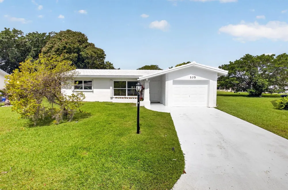 105 NW 8TH PLACE Boynton Beach, FL 33426