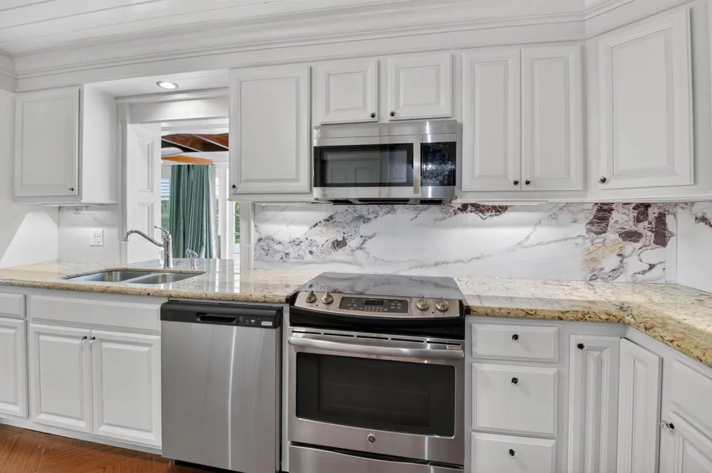105 NW 8TH PLACE Boynton Beach, FL 33426