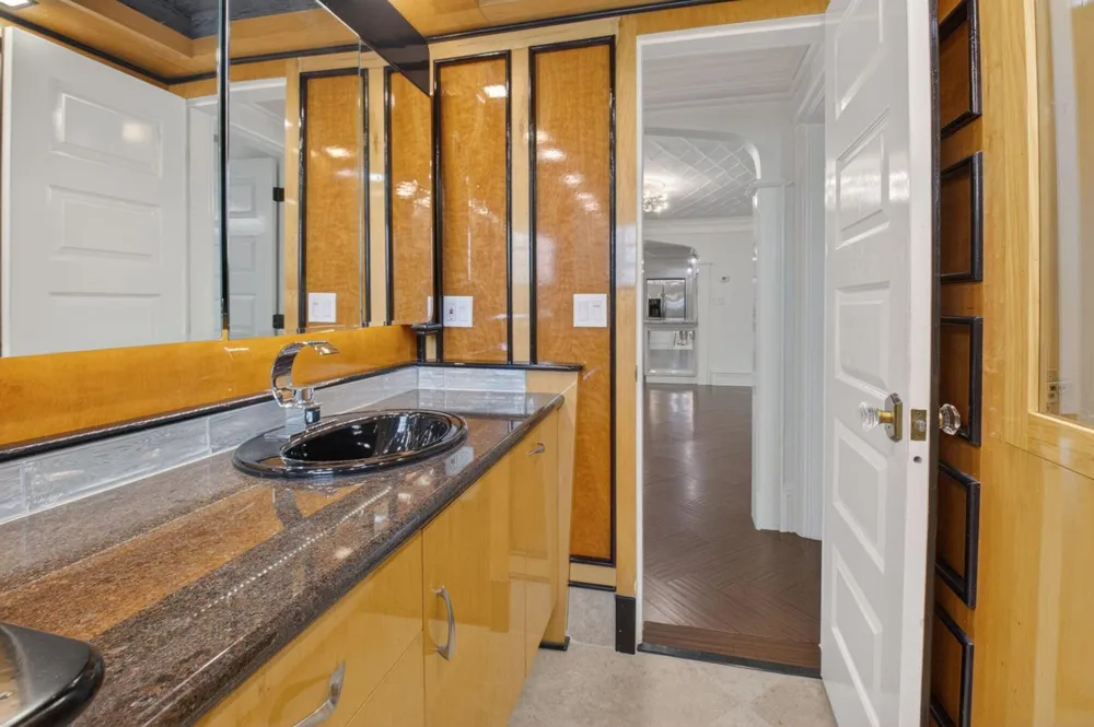 105 NW 8TH PLACE Boynton Beach, FL 33426