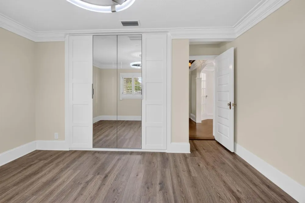 105 NW 8TH PLACE Boynton Beach, FL 33426
