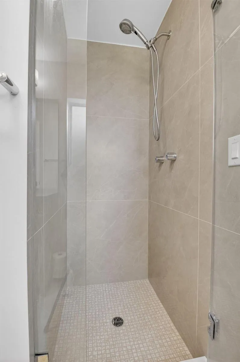 105 NW 8TH PLACE Boynton Beach, FL 33426