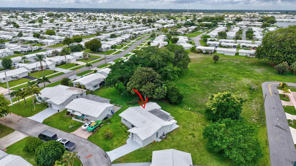 105 NW 8TH PLACE Boynton Beach, FL 33426