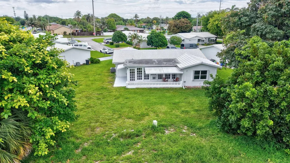 105 NW 8TH PLACE Boynton Beach, FL 33426