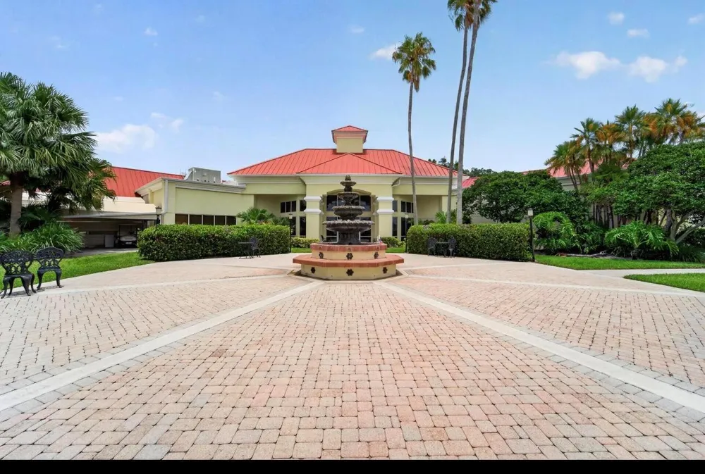 822 NW SORRENTO LANE Port St. Lucie, FL 34986