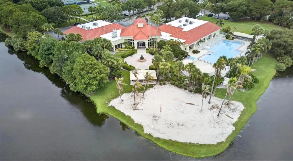 822 NW SORRENTO LANE Port St. Lucie, FL 34986