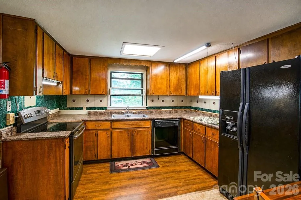 901 Rufus Robinson Road Sylva, NC 28779