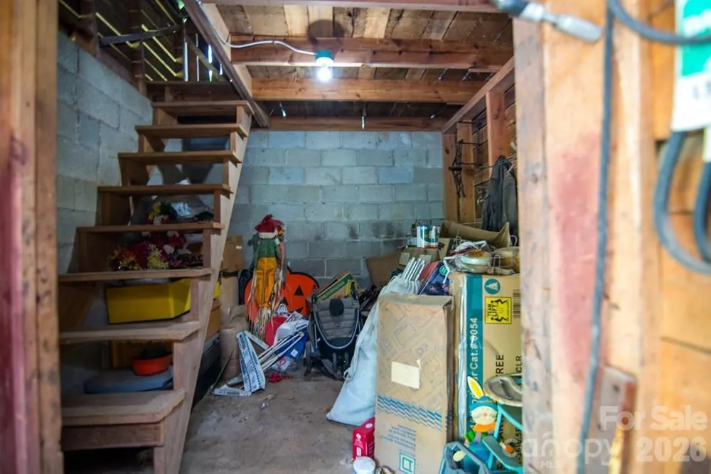 901 Rufus Robinson Road Sylva, NC 28779