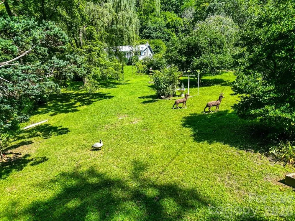 901 Rufus Robinson Road Sylva, NC 28779