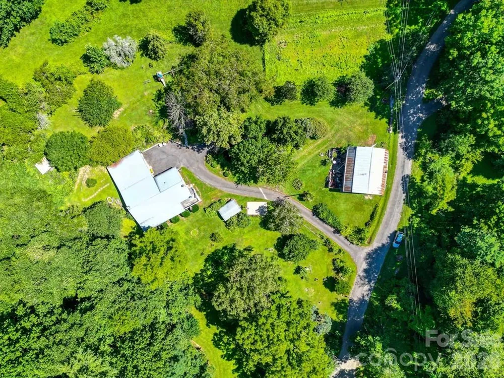 901 Rufus Robinson Road Sylva, NC 28779