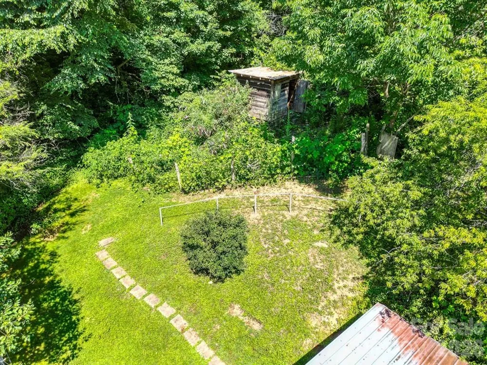 901 Rufus Robinson Road Sylva, NC 28779