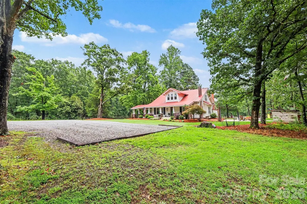 134 Mauney Farm Road Cherryville, NC 28021