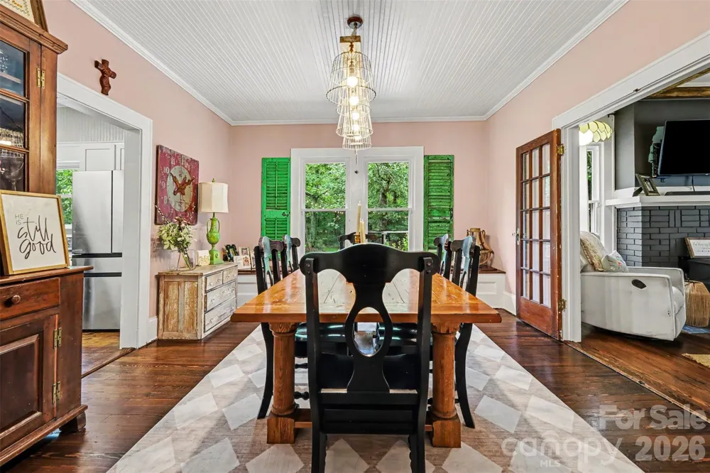 134 Mauney Farm Road Cherryville, NC 28021