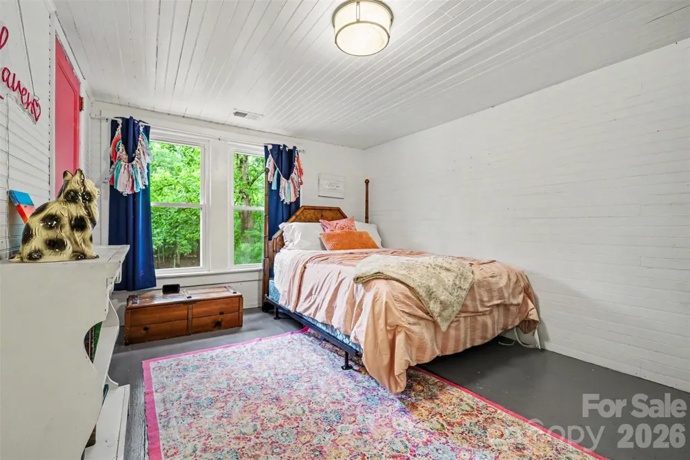 134 Mauney Farm Road Cherryville, NC 28021