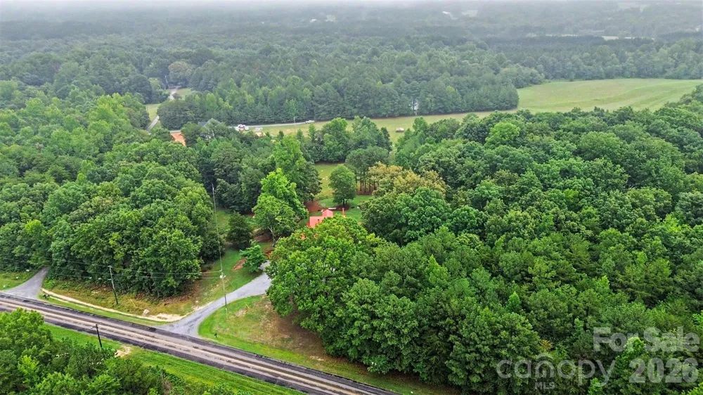 134 Mauney Farm Road Cherryville, NC 28021