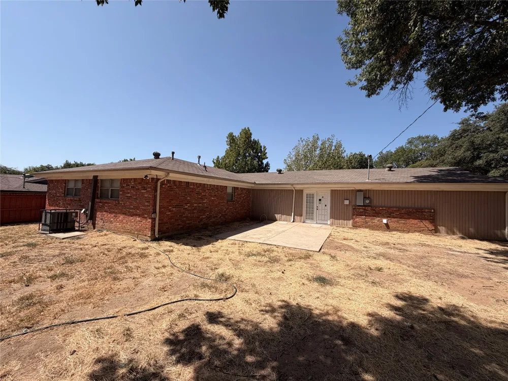 5124 Bob Drive North Richland Hills, TX 76180