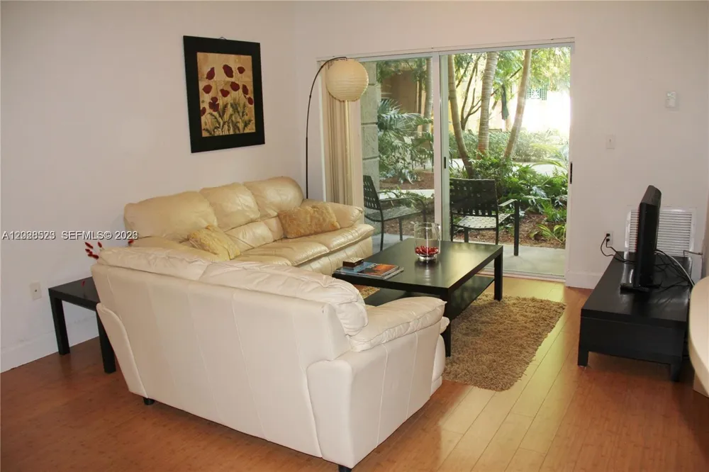 6001 SW 70th St #114 South Miami, FL 33143