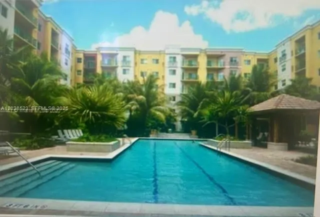 6001 SW 70th St #114 South Miami, FL 33143