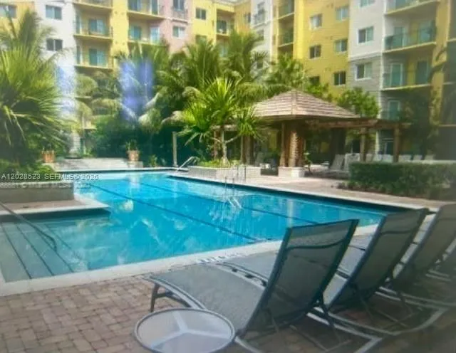 6001 SW 70th St #114 South Miami, FL 33143